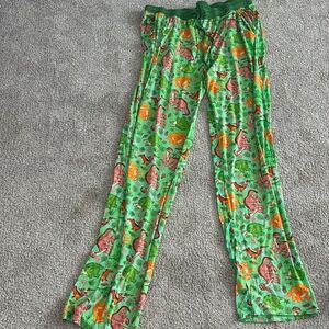 Showstoppers Land before time bamboo dinosaurs on men’s bottoms size 2XL